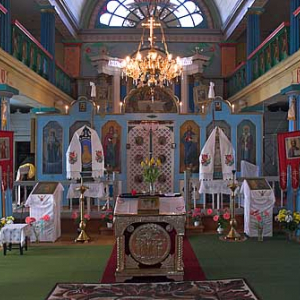 Wnętrze cerkwi prawosławnej w  kościele poewangelickim w Ornecie